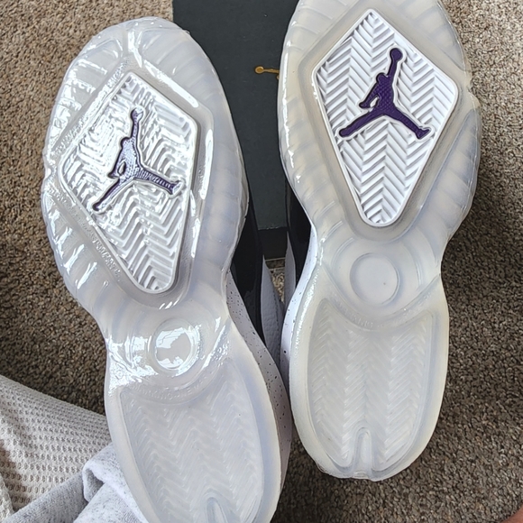 Jordan Bloyal (GS) White Court purple - Picture 5 of 8